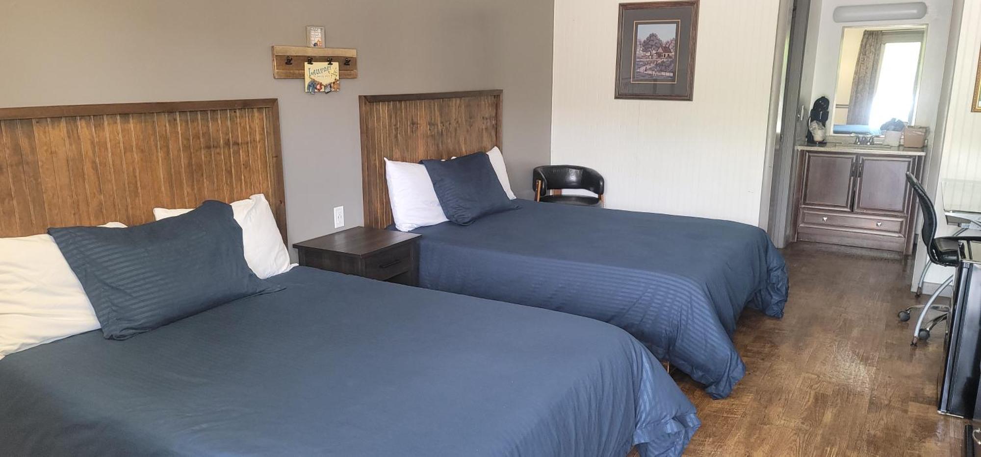 Blue Sky Inn- Complimentary Happy Hour Th-Sun, Veteran Owned, Full Breakfast, Best Green Space, 1 Mile From Blue Ridge, Fire Pit Екстериор снимка